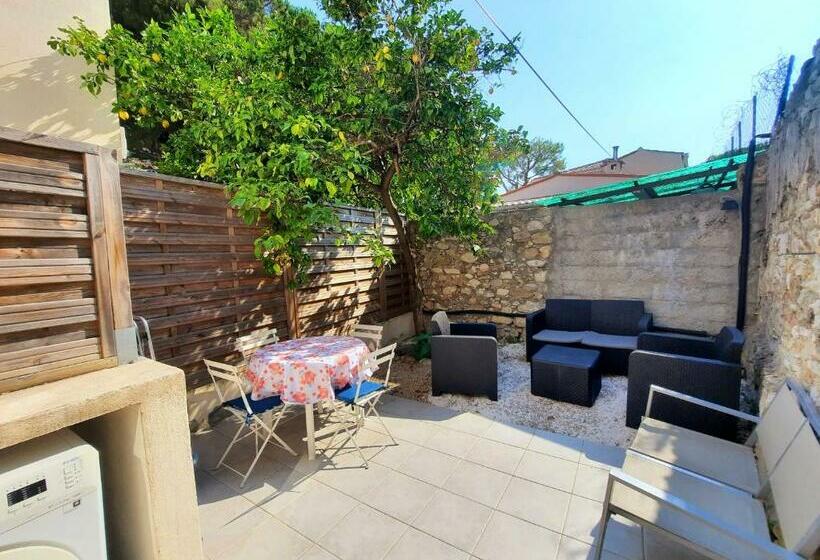 Charmant 2 Pièces Avec Jardin Privé   Bord De Mer