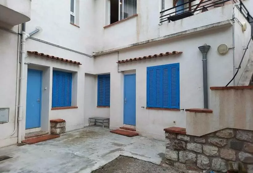 Charmant 2 Pièces Avec Jardin Privé   Bord De Mer