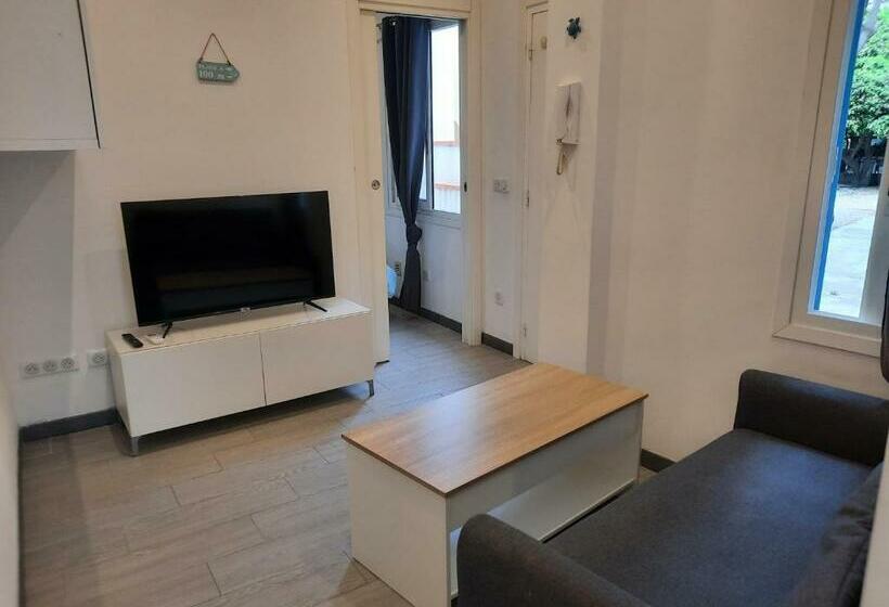 Charmant 2 Pièces Avec Jardin Privé   Bord De Mer