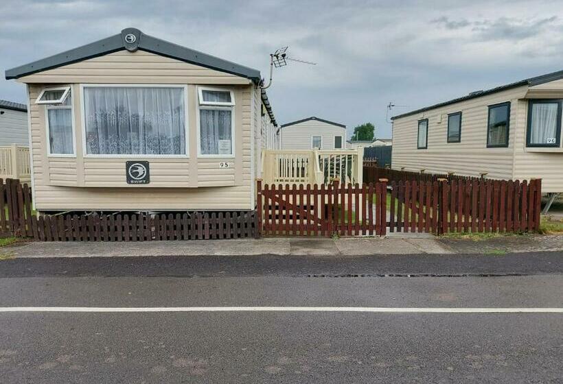 95 Holiday Resort Unity 3 Bed Passes Included