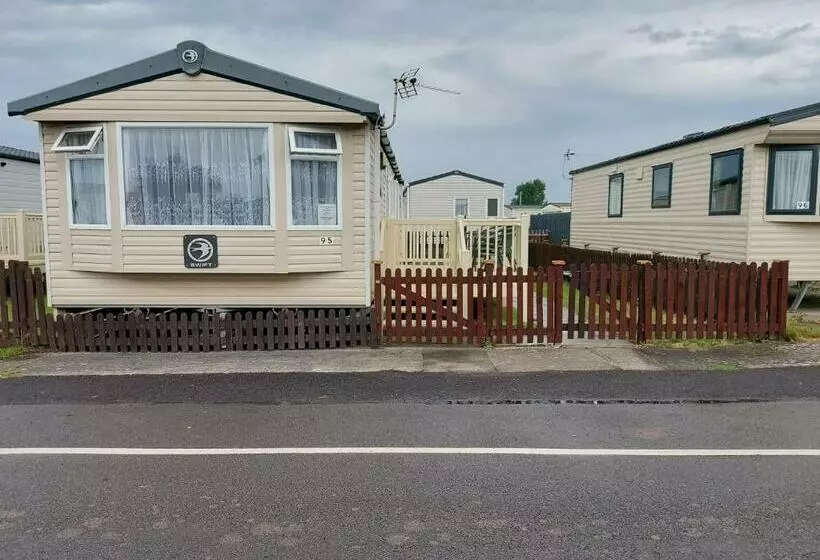 95 Holiday Resort Unity 3 Bed Passes Included