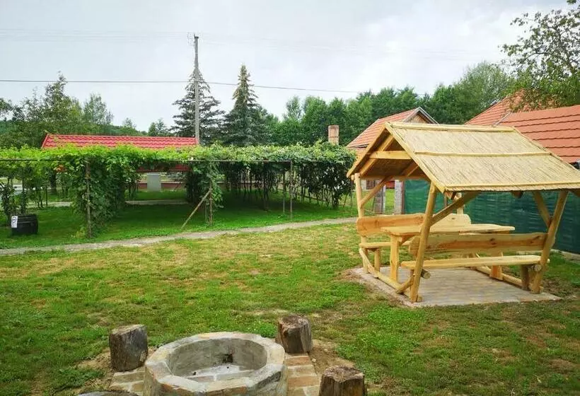 Bagolyvár Vendégház