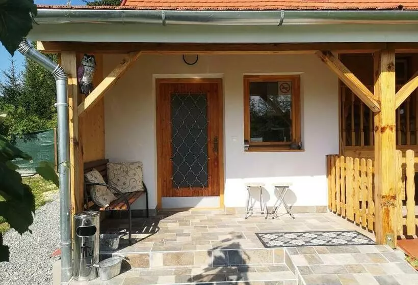 Bagolyvár Vendégház