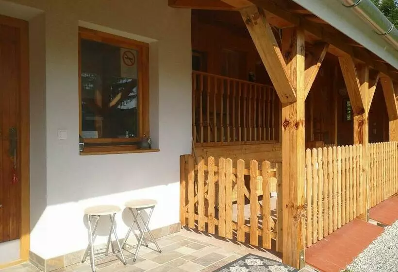 Bagolyvár Vendégház