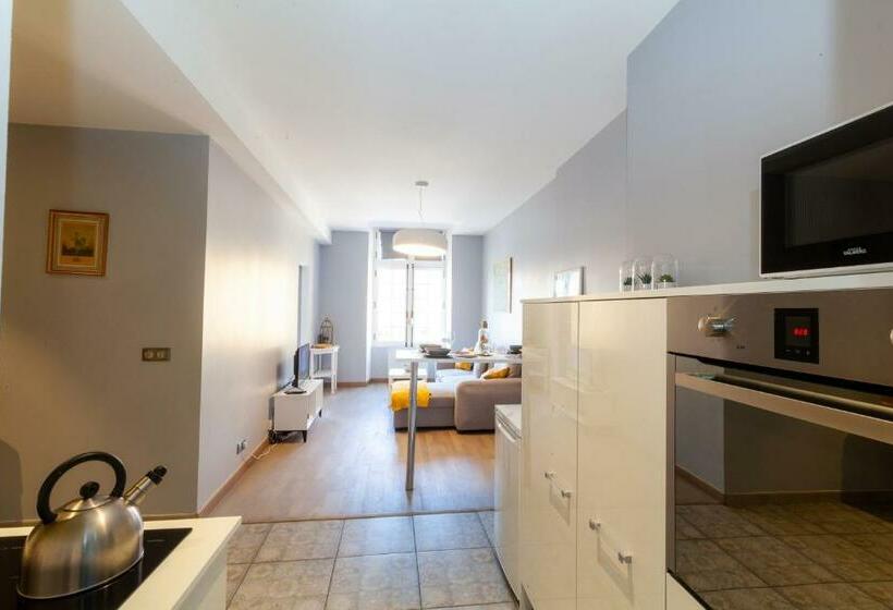 Charleville Mézières: Belle Vue Place Ducale