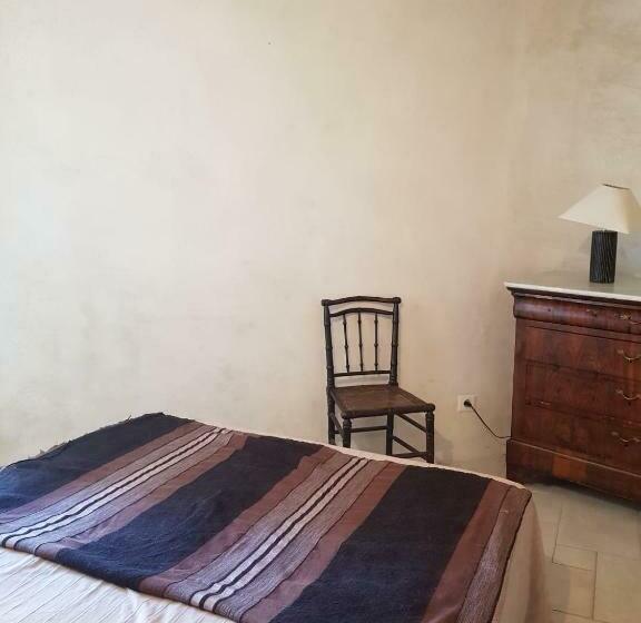 Charming Home In Provence 6 Pers