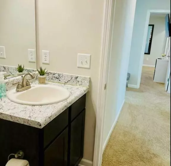 Cozy 4br In Suburbs Of Metro Atlanta