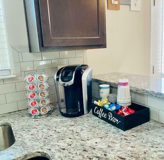 Cozy 4br In Suburbs Of Metro Atlanta