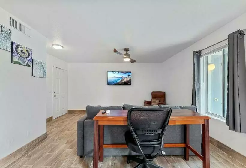Coolidge 3bd 2ba Upgraded Apartment With Amenities