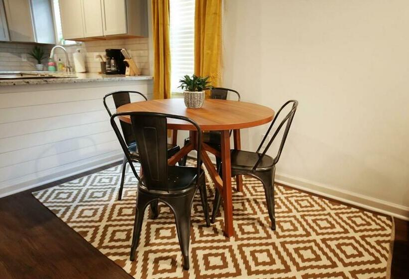 Historic 1943 Cape Style Home Near Park Circle