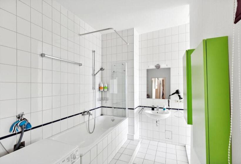 Friedberger Charme, 6 Personen, Traumlage, Parken, Kicker