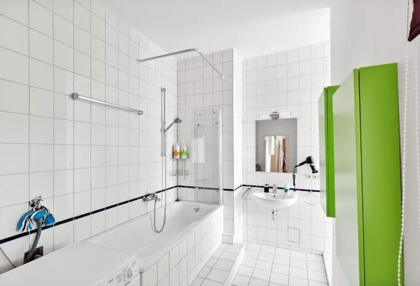 Friedberger Charme, 6 Personen, Traumlage, Parken, Kicker