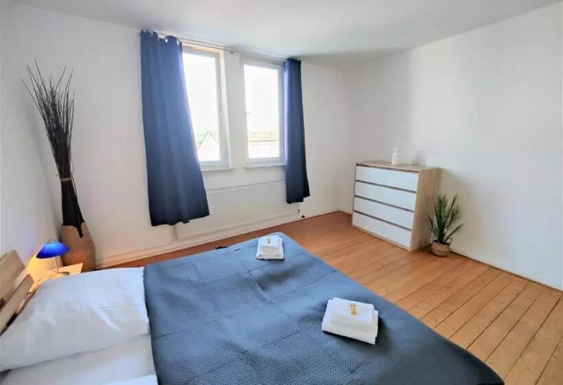 Friedberger Charme, 6 Personen, Traumlage, Parken, Kicker