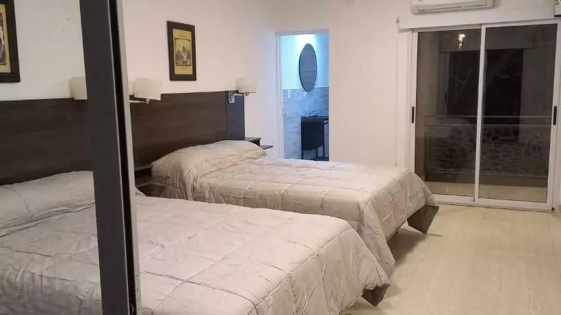 Mantra Apart Y Rent Car