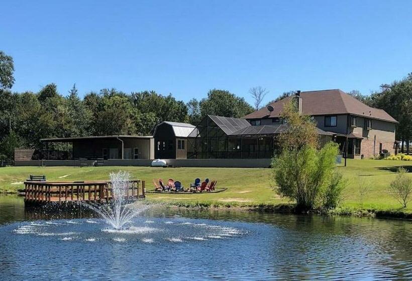 The Retreat At Hempstead