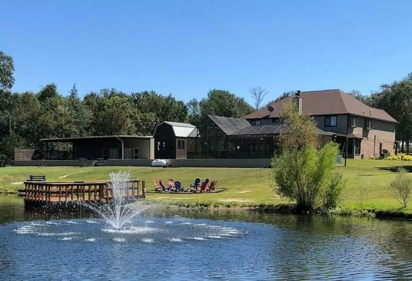 The Retreat At Hempstead