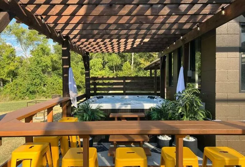 The Retreat At Hempstead