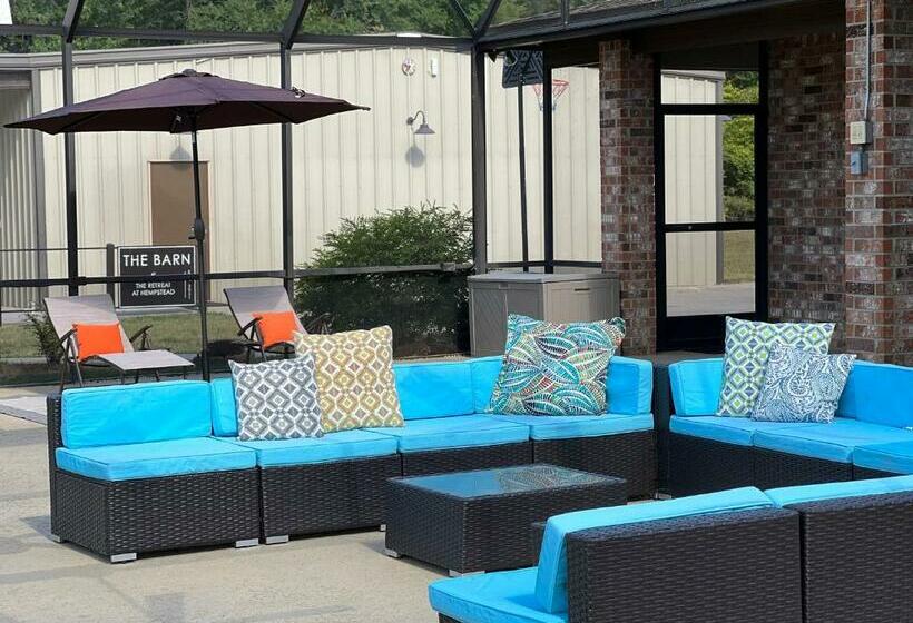 The Retreat At Hempstead