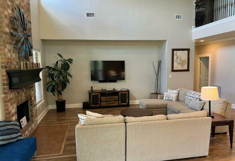 The Retreat At Hempstead