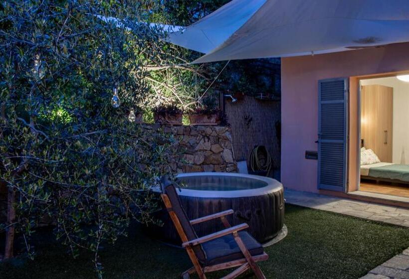 H11 Country Lux Jacuzzi Sanremo Garden