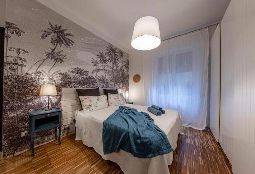 H11 Country Lux Jacuzzi Sanremo Garden