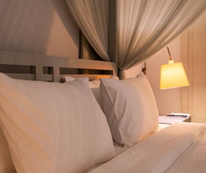 Plum Villa By Betterplace