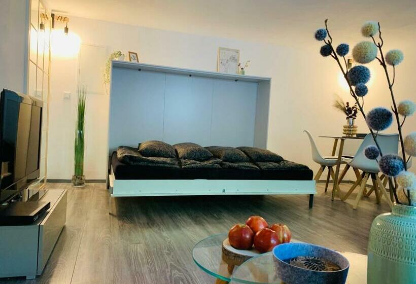 Schickes Apartment Mit Direkter Waldrandlage