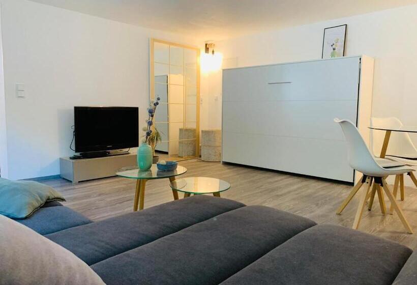 Schickes Apartment Mit Direkter Waldrandlage