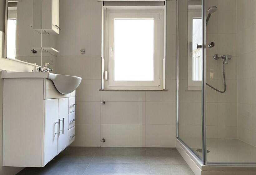 Apartments For Fitters I Schützenstr 4 12 I Home2share