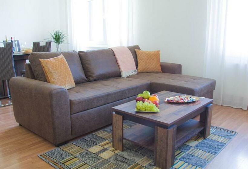 Ferienwohnung Für 4, Mitten In Solingen