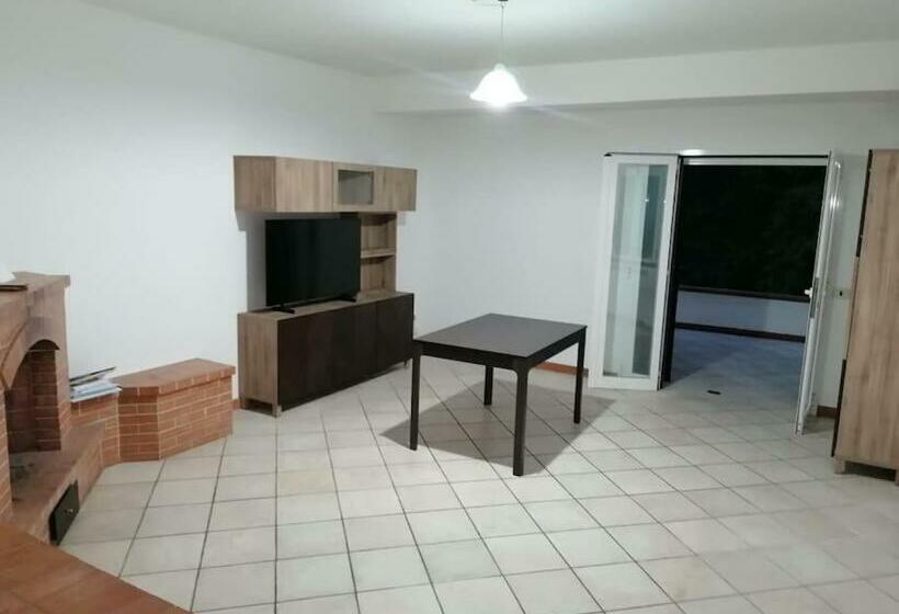 Gladomus   Splendida Nel Cuore Della Pineta