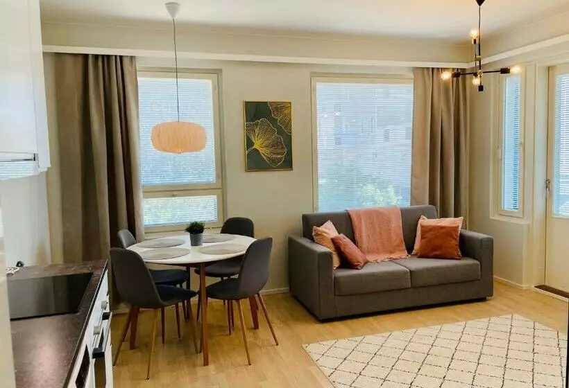 Bellarova Apartments Riistatie