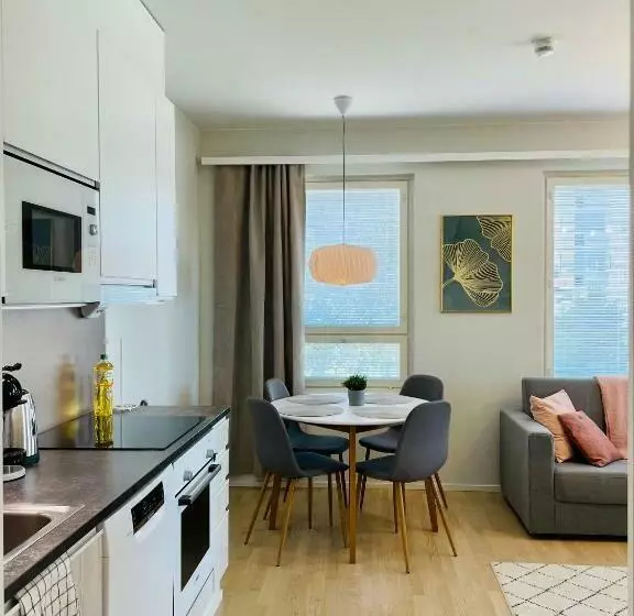 Bellarova Apartments Riistatie