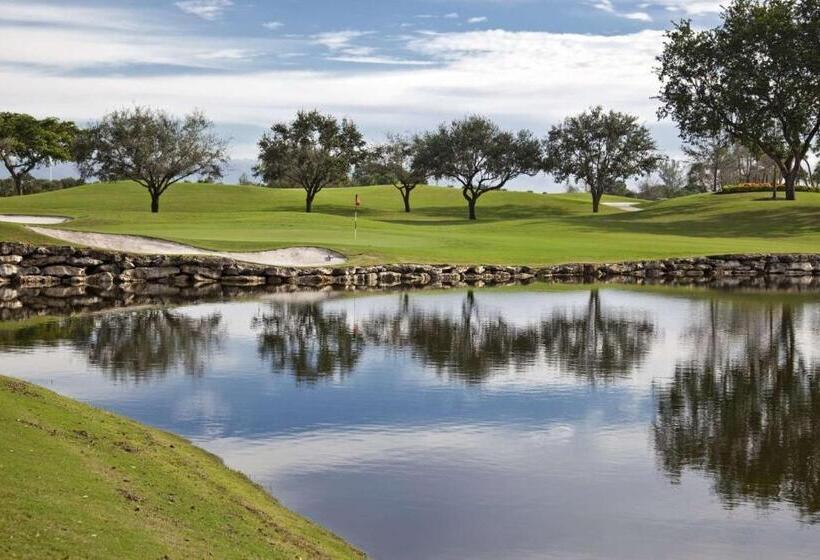 Newly Listed! 20 Percent Off! Golf And Tennis Community Lavish Living