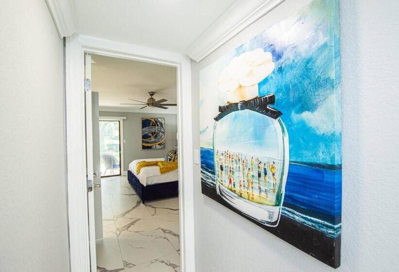 Newly Listed! 20 Percent Off! Golf And Tennis Community Lavish Living