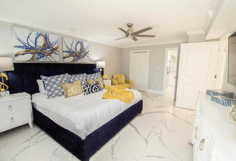 Newly Listed! 20 Percent Off! Golf And Tennis Community Lavish Living