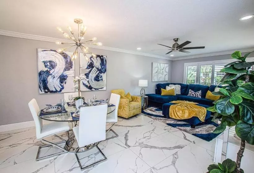 Newly Listed! 20 Percent Off! Golf And Tennis Community   Lavish Living