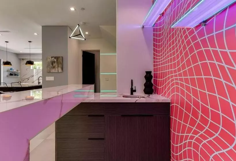 Posh Luxury Modern Home With Pool Spa And Rooftop Deck