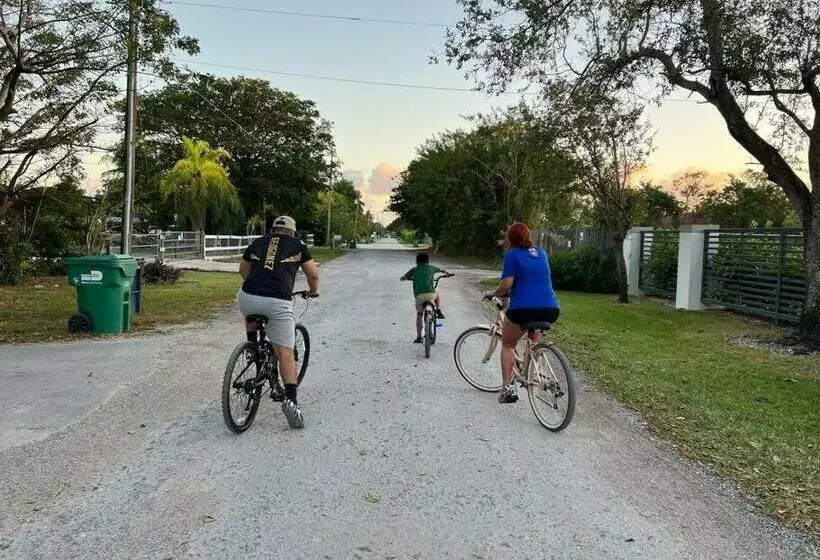 Perfect For Families The White House Of Miami Close To Miami Beaches And The Keys West