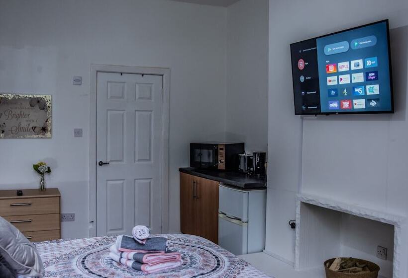 Bv Comfy Studio At Maningham Lane Bradford