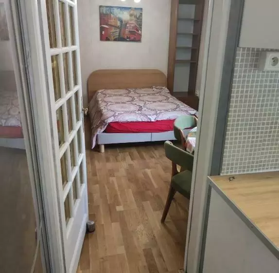 Studio Indépendant Dans Un Maison