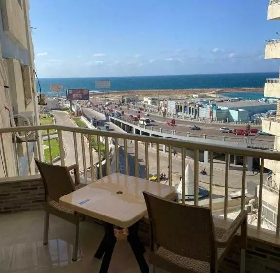 High Furniture Apartment   Stanley   Sea View   Wi Fi