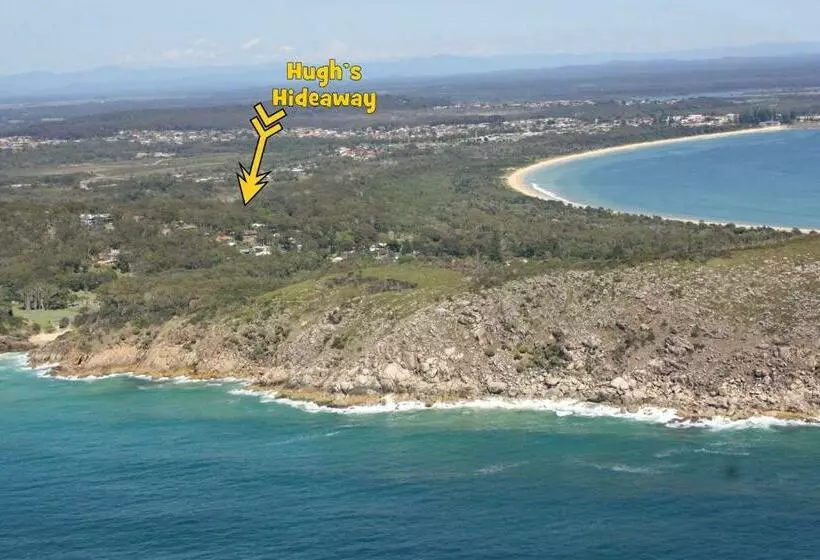 Hughs Hideaway Arakoon