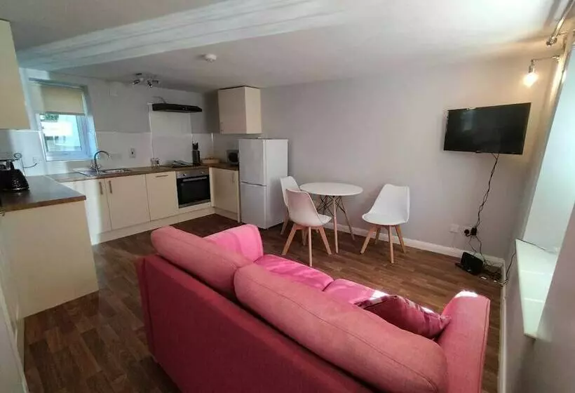 Lovely 2bed Apartment In Wincanton Somerset