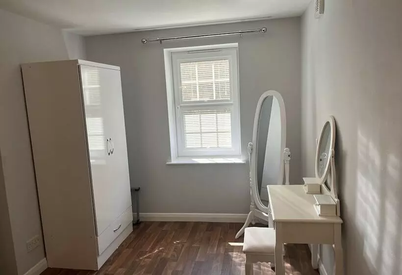 Lovely 2bed Apartment In Wincanton Somerset
