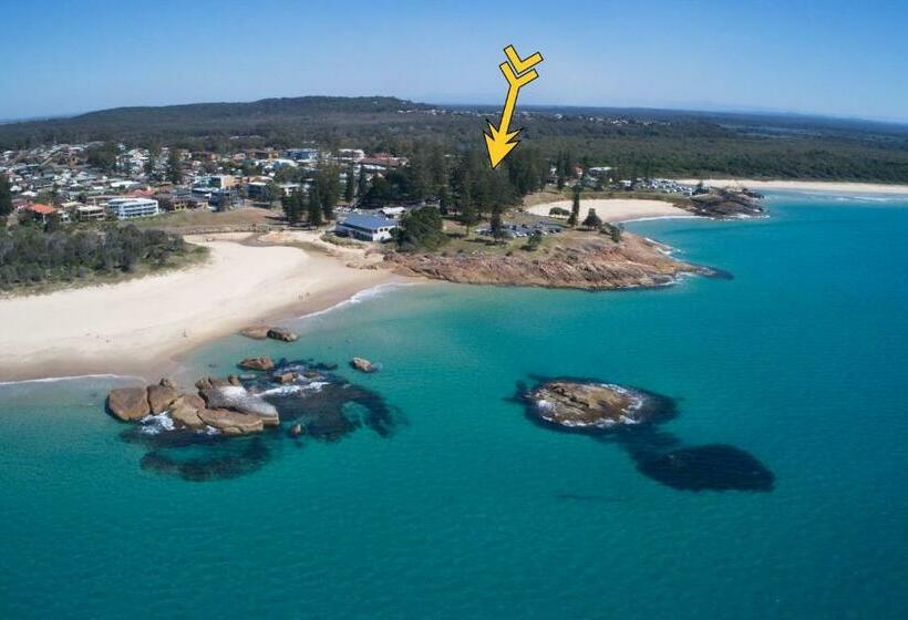 Tradewinds Apartment 4