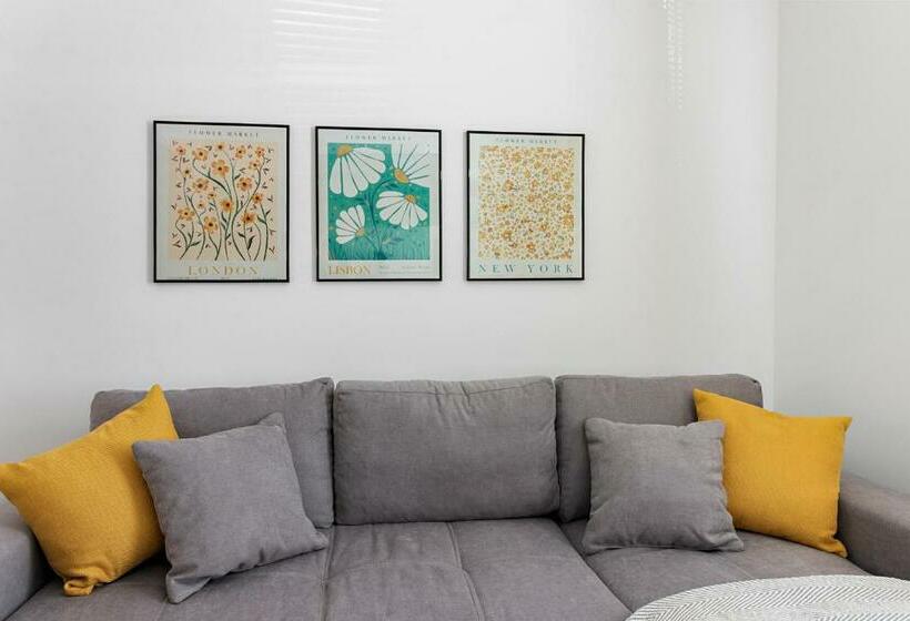 Church View By Staytor Accommodation