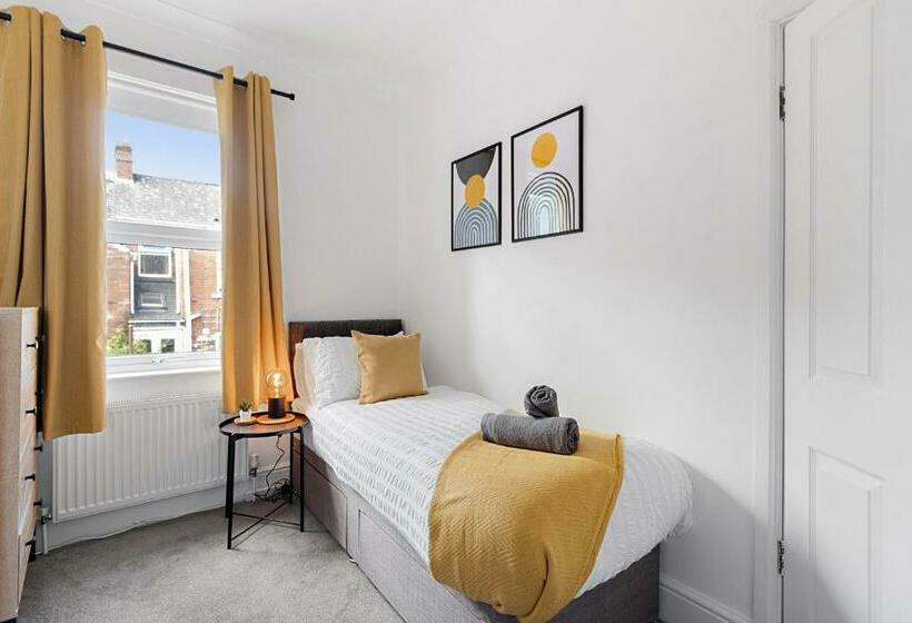 Church View By Staytor Accommodation