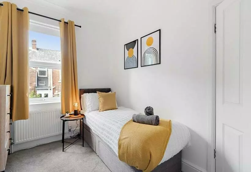 Church View By Staytor Accommodation