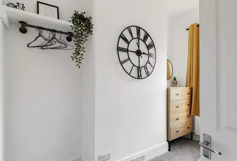 Church View By Staytor Accommodation